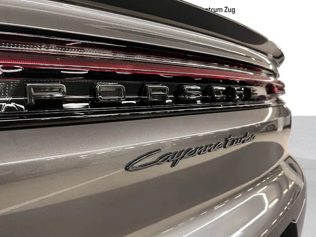 Porsche Cayenne Turbo E-Hybrid Coupé