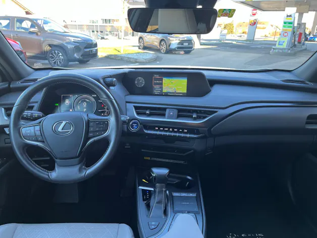 Lexus UX 250h Comfort
