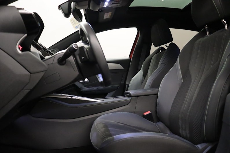 Vehicle image PEUGEOT 308