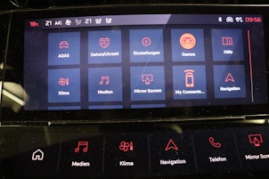 Vehicle image PEUGEOT 308 1.5 BlueHDi GT