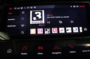 Vehicle image PEUGEOT 308 1.5 BlueHDi GT