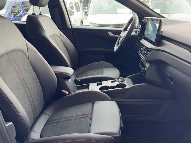 Ford Kuga 2.5 Hybrid ST-Line X 4x4