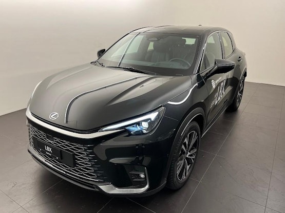 First vehicle image