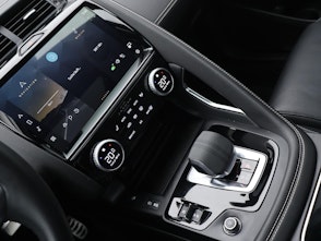 Vehicle image JAGUAR E-Pace 2.0 I4 250 R-Dynamic SE AWD