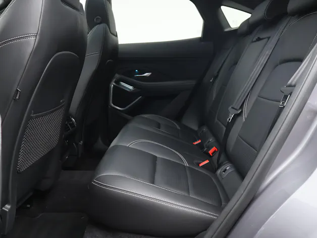Jaguar E-Pace 2.0 I4 250 R-Dynamic SE AWD /  Leasing ab. 1.99%