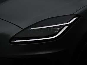 Vehicle image JAGUAR E-Pace 2.0 I4 250 R-Dynamic SE AWD