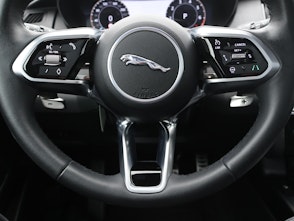 Vehicle image JAGUAR E-Pace 2.0 I4 250 R-Dynamic SE AWD