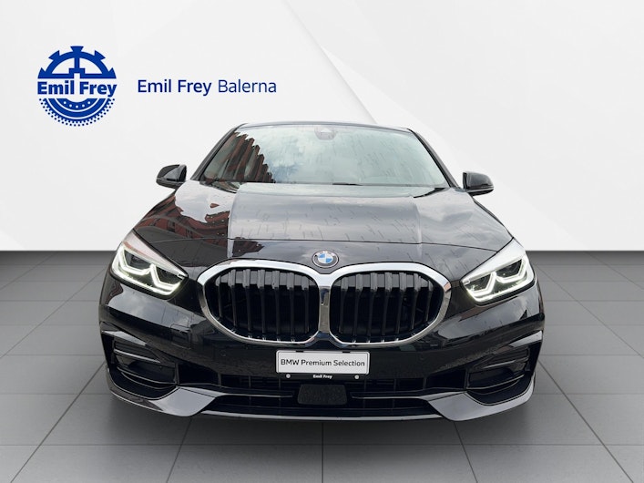 Vehicle image BMW 1 SERIES