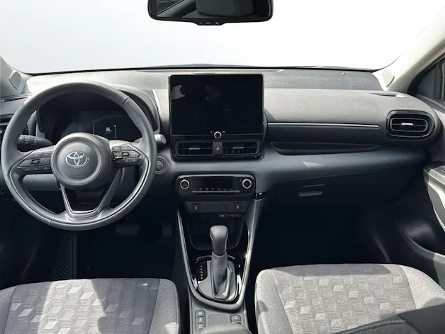 Toyota Yaris 1.5 VVT-i HSD Trend