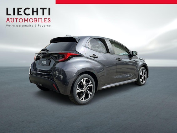 Vehicle image 3 Vehicle image 3