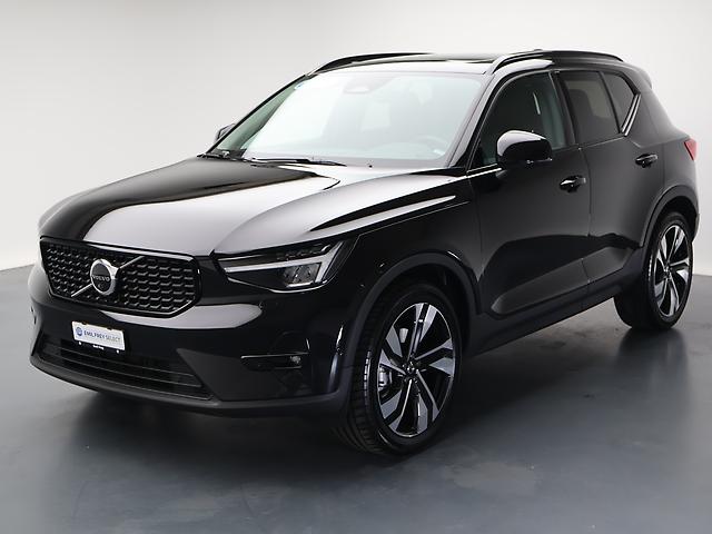 VOLVO XC40 2.0 B5 MH Ultimate Dark AWD: Jetzt Probefahrt buchen!