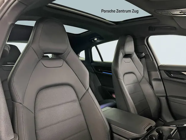 Porsche Panamera 4