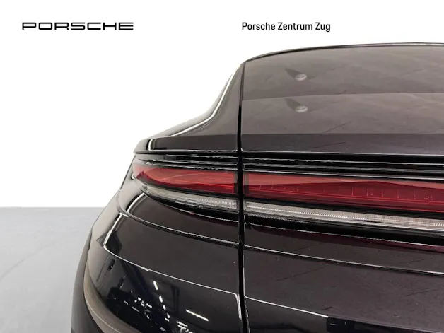 Porsche Panamera 4