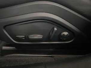 Porsche Panamera 4