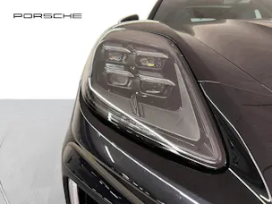 Porsche Panamera 4
