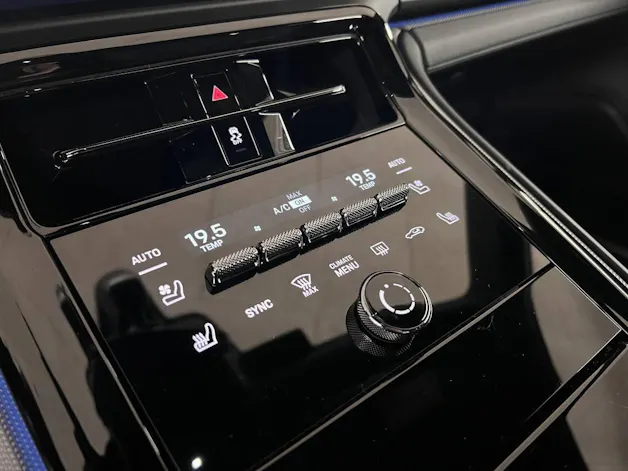 Porsche Panamera 4