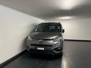 Vehicle image TOYOTA PROACE CITY VERSO