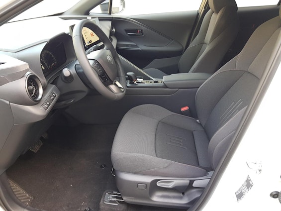 Vehicle image 5 Vehicle image 5