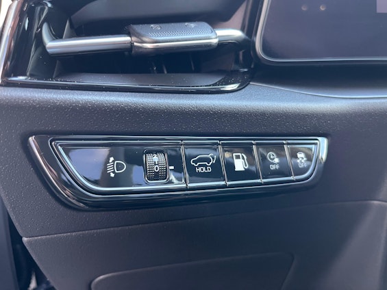 Vehicle image 17 Vehicle image 17