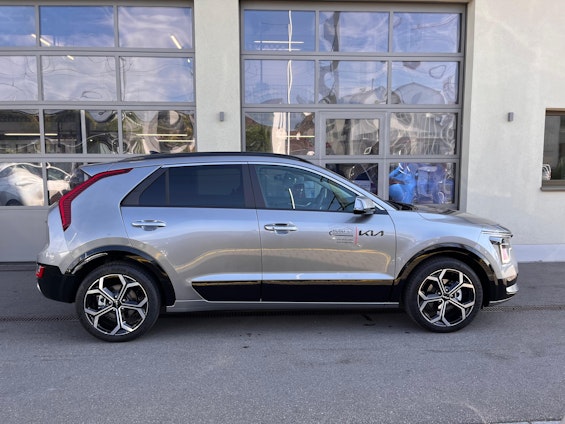 Vehicle image 5 Vehicle image 5