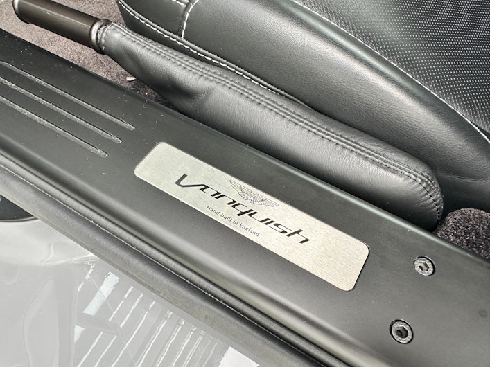 Vehicle image ASTON MARTIN V12 Vanquish