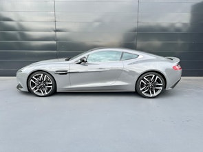 Fahrzeugbild ASTON MARTIN Vanquish 6.0 V12