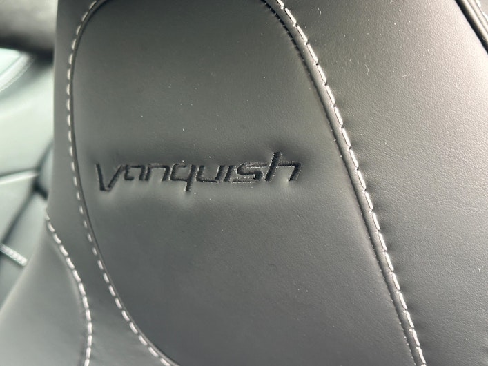Vehicle image ASTON MARTIN V12 Vanquish