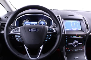 Vehicle image FORD S-Max 2.5 Hybrid Titanium 7P