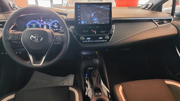 Vehicle image 7