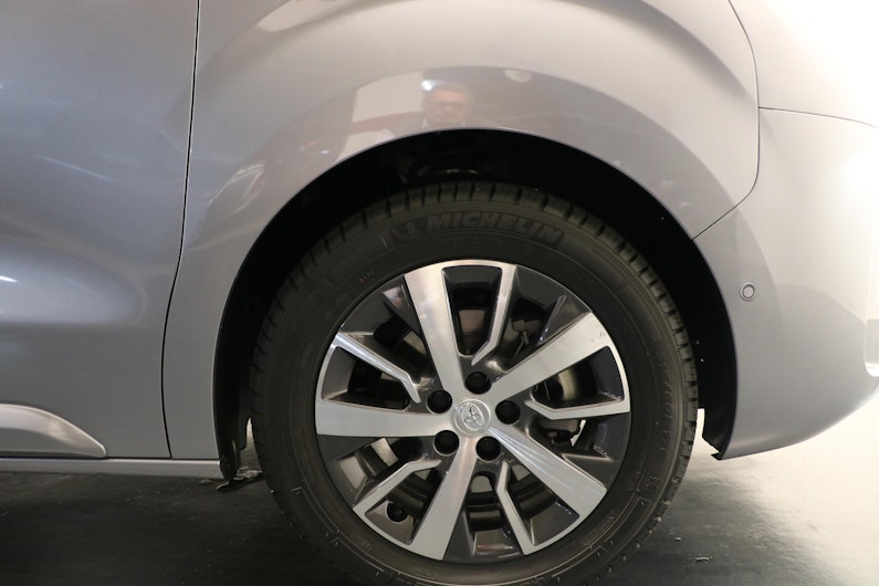 Vehicle image TOYOTA PROACE VERSO