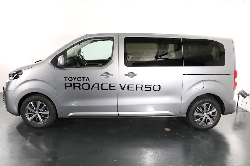 Vehicle image TOYOTA PROACE VERSO