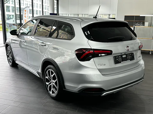 Fiat Tipo 1.5 Hybrid Swiss Cross