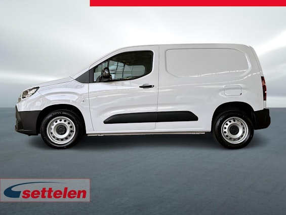 Vehicle image 9 Vehicle image 9