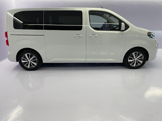 Vehicle image 2 Vehicle image 2