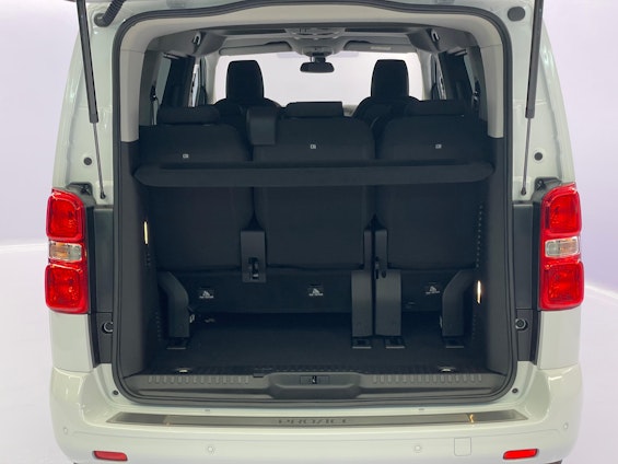 Vehicle image 12 Vehicle image 12