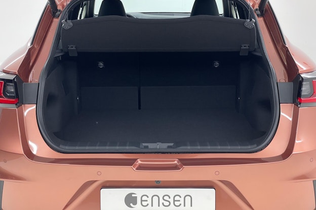 Vehicle image 10 Vehicle image 10