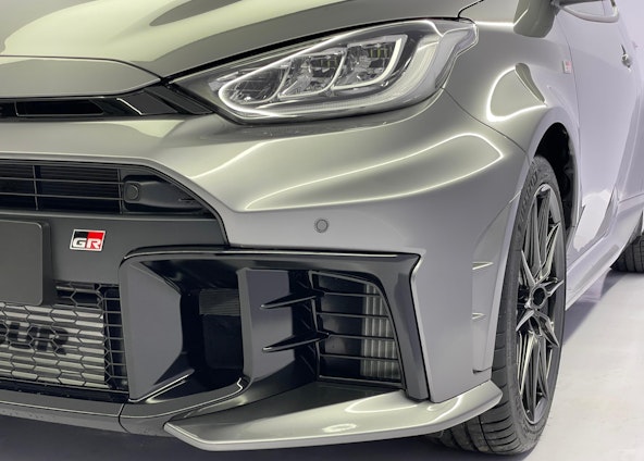 Vehicle image 17 Vehicle image 17