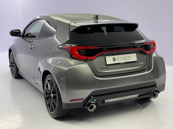 Vehicle image 4 Vehicle image 4