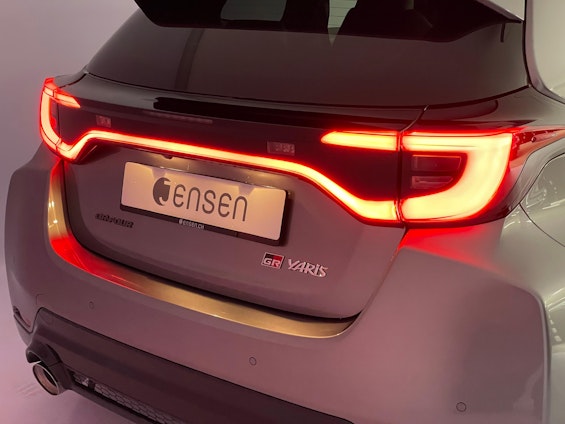 Vehicle image 19 Vehicle image 19