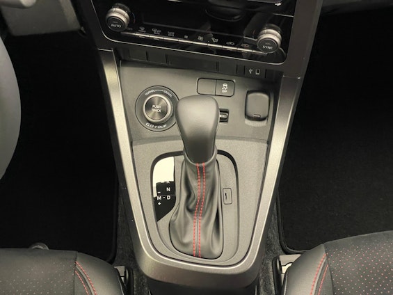 Vehicle image 12 Vehicle image 12