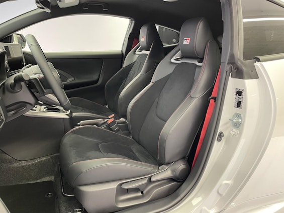 Vehicle image 8 Vehicle image 8