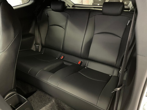 Vehicle image 9 Vehicle image 9