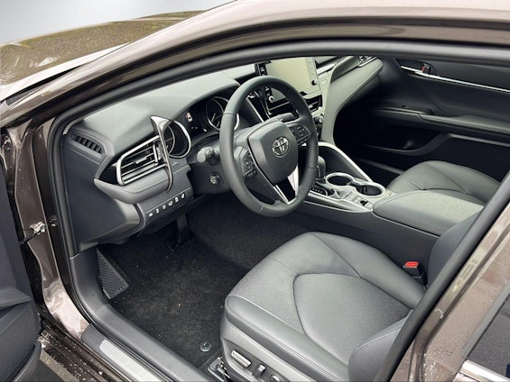 Vehicle image 7 Vehicle image 7