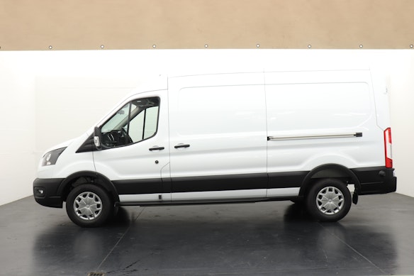 FORD E-Transit Van 390 L3H2 68kWh Trend 2