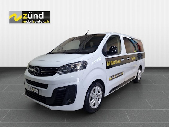 First vehicle image