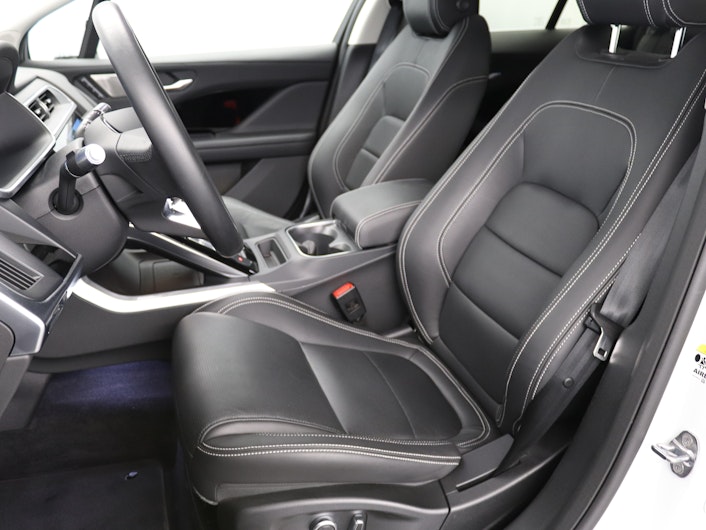 Vehicle image JAGUAR I-PACE