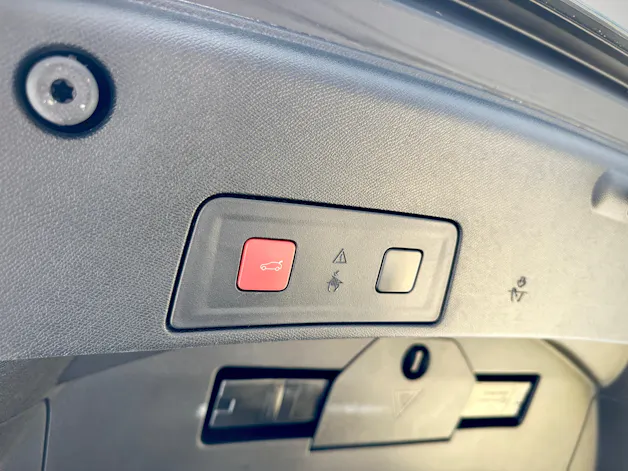 Peugeot 508 1.6 Plug-in Hybrid4 PSE