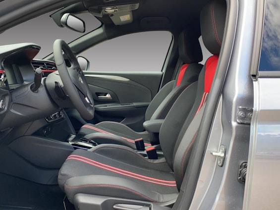 Vehicle image 8 Vehicle image 8