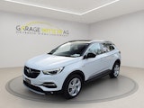 First vehicle image