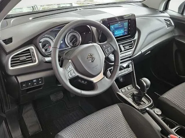 Suzuki S-Cross 1.5 Compact+ Hybrid 4x4